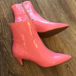 Pink patent leather Ankle boot